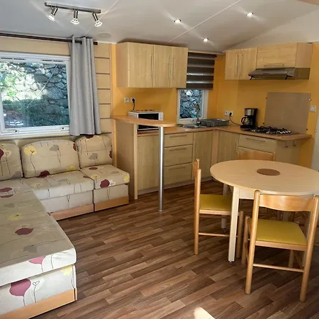 Camping L Echo Du Canigou Sahorre